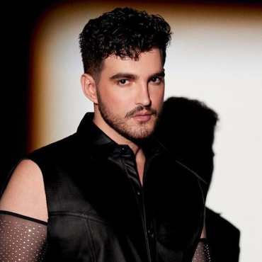 cantor Jão literalmente não para! Após um ano cheio de grandes conquistas e feitos na carreira, turnê esgotada e sucesso de crítica e público, o cantor está pronto para marcar presença na primeira edição do festival The Town 2023, em São Paulo. O artista será headliner do palco The One no dia 10 de setembro.