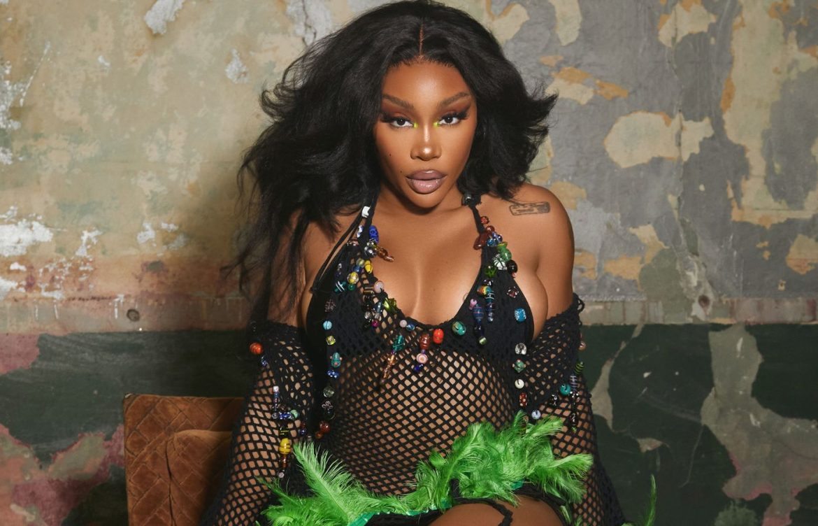 A cantora e compositora SZA lançou seu segundo disco recentemente, intitulado "SOS". O álbum estreou no Spotify acumulando mais de 68 milhões de plays nas primeiras 24h de lançamento.