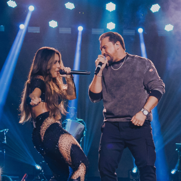 Lauana Prado inicia um novo momento em sua carreira. A cantora compartilha com o público a primeira música de seu grandioso projeto audiovisual, Lauana Prado – Ao Vivo em Brasília.