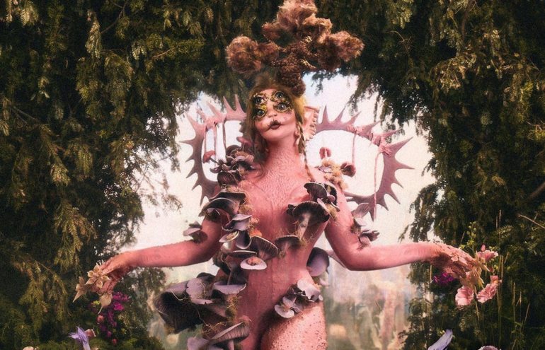 capa de portal, novo álvum de melanie martinez