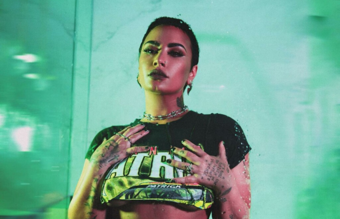 Os fãs brasileiros de Demi Lovato já podem comemorar! A cantora americana está confirmada como uma das atrações do festival The Town 2023 e voltará ao brasil para agitar a plateia no mesmo dia que Post Malone.