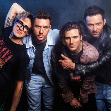 A banda inglesa McFly acaba de lançar sua mais nova faixa intitulada "Where Did All The Guitars Go?”. A canção faz parte do álbum“Power to Play”, previsto para o dia 09 de junho.