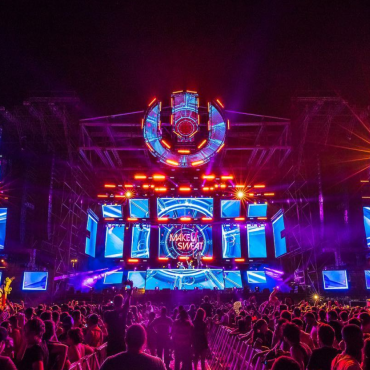 O Ultra Brasil acontece nesta sexta-feira (21) e sábado (22) e se você já está no aquecimento para o evento não vale esquecer os detalhes para curtir a noite com toda animação possível, não é mesmo? Aqui vai algumas informações importantes!