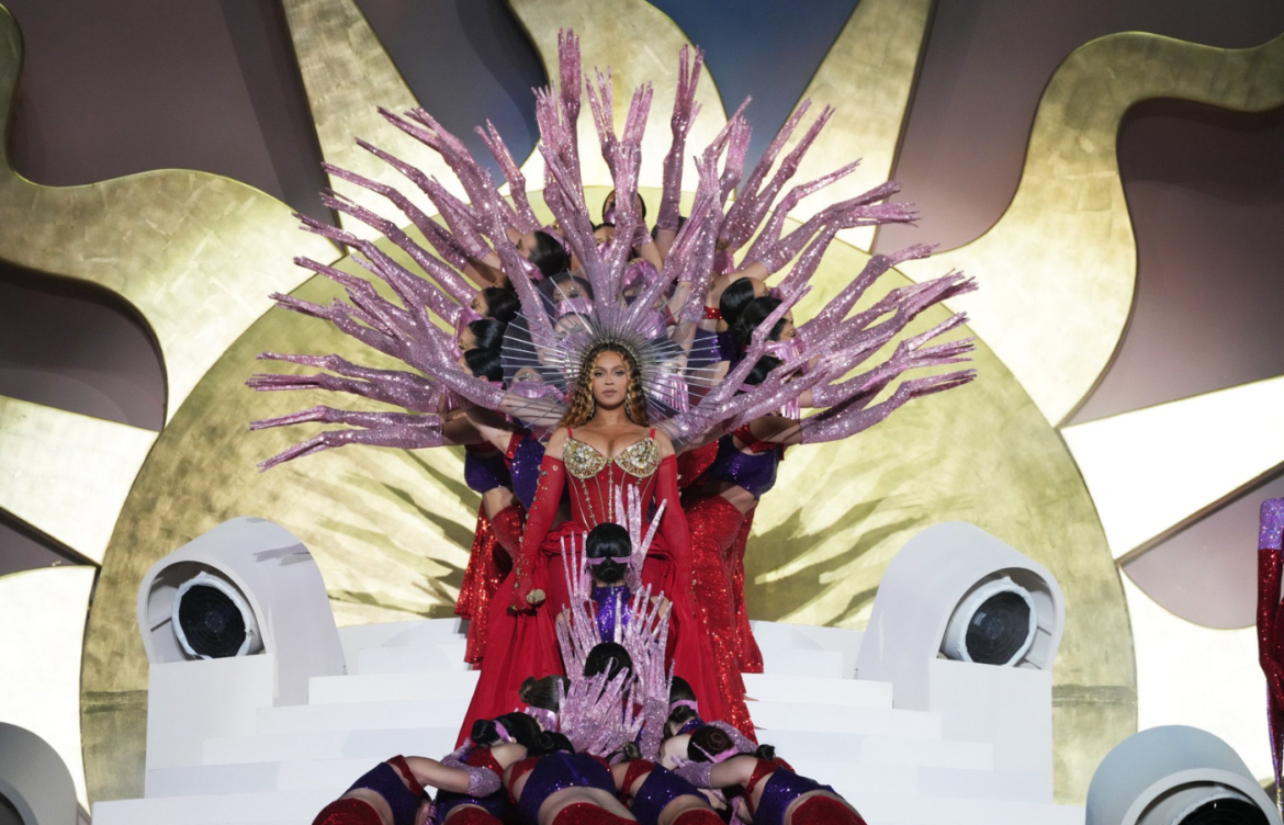 Um funcionário da Friends Arena, onde acontece o primeiro show de Beyoncé à frente na próxima quarta-feira (10) da Renaissance World Tour em Estocolmo, publicou detalhes sobre o palco de apresentação da diva pop no Twitter e acabou sendo demitido neste domingo (7).