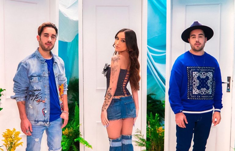 A banda Melim se apresentará na Vibra São Paulo neste sábado (20) em sua turnê em divulgação de "Quintal" o mais recente álbum do trio de mesmo nome. Os Ingressos podem ser adquiridos pela plataforma uhuu.com e na bilheteria do evento.