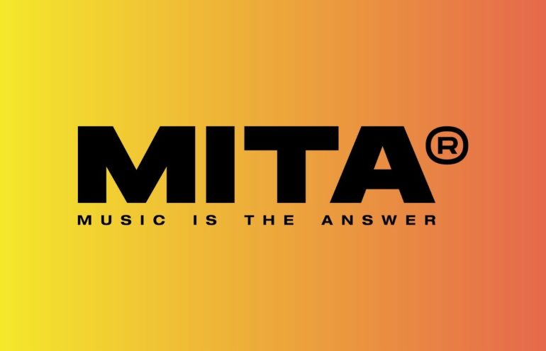 Finalmente estamos a um passo de se divertir no Mita Festival 2023, e se você não teve oportunidade de comprar ingresso para o evento, saiba que o Multishow e Globoplay vão transmitir o line-up por meio da tv à cabo e na internet: Se liga nos horários e como assistir!