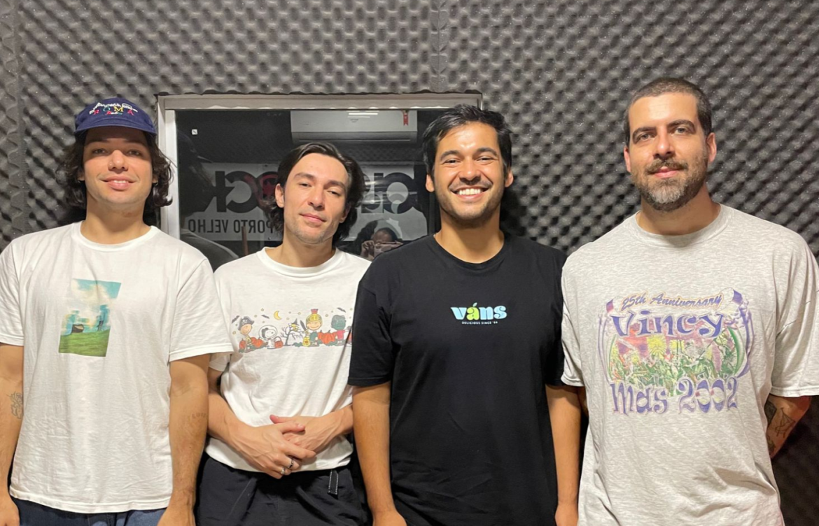 Com 23 anos de história, o Festival Casarão é uma das maiores manifestações culturais independentes da região norte e aconteceu nos dias 28, 29 e 30 de abril, em Porto Velho (RO). A UpdateCharts esteve presente e além de acompanhar o evento, conversamos com a Terno Rei, banda integrante do line-up.