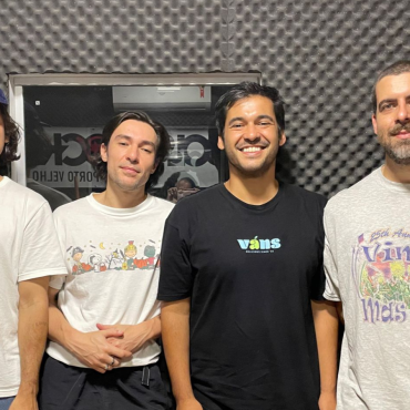 Com 23 anos de história, o Festival Casarão é uma das maiores manifestações culturais independentes da região norte e aconteceu nos dias 28, 29 e 30 de abril, em Porto Velho (RO). A UpdateCharts esteve presente e além de acompanhar o evento, conversamos com a Terno Rei, banda integrante do line-up.