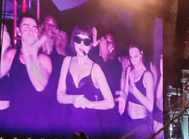 lady gaga em ensiao na praia de copacabana