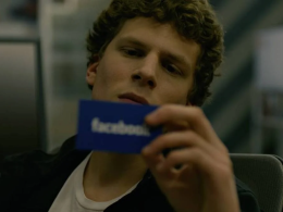 Quase 15 anos após o lançamento do aclamado filme A Rede Social, o roteirista Aaron Sorkin confirmou oficialmente que uma sequência está em desenvolvimento. A informação é do Deadline.