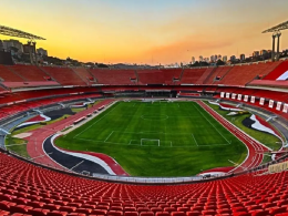 A Live Nation Brasil e o São Paulo Futebol Clube renovaram o contrato de exclusividade para realização de shows no estádio MorumBIS até 2031. O anúncio marca o início de um novo ciclo de grandes eventos no principal palco privado de São Paulo. A primeira apresentação sob o novo acordo será da banda Imagine Dragons, no dia 31 de outubro de 2025.