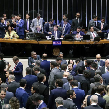 Senado Federal aprova aumento de deputados em 2027