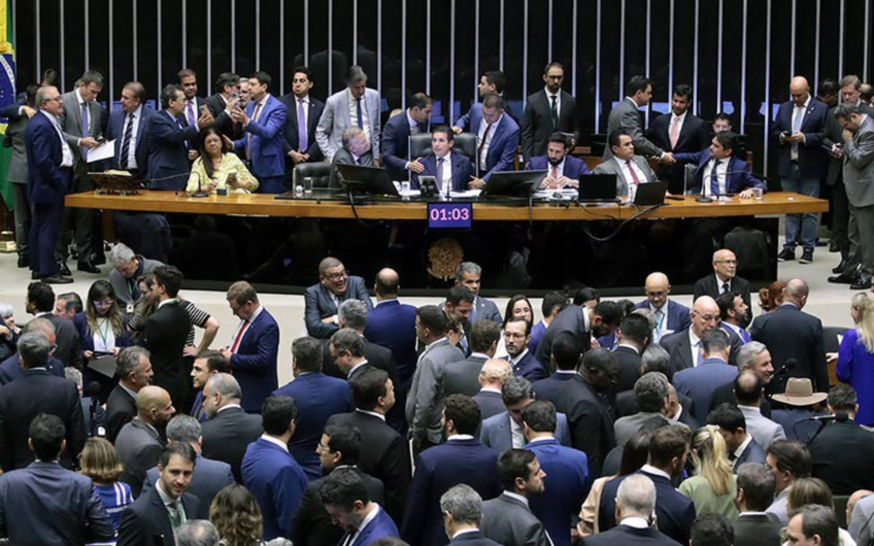 Senado Federal aprova aumento de deputados em 2027