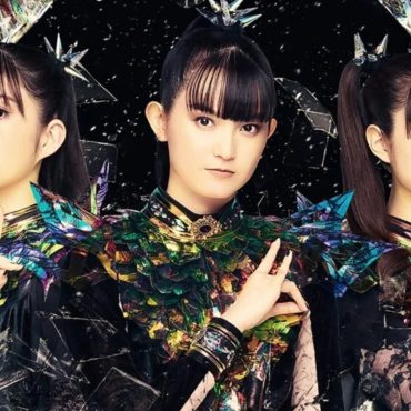 BABYMETAL-NOVO-ALBUM-METAL-FORTH_UPDATECHARTS