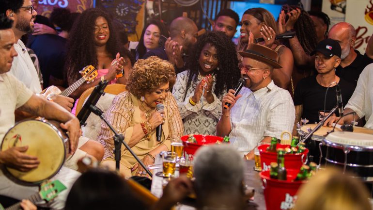 Bom Gosto e Alcione no lançamento do single Magoou, Abusou