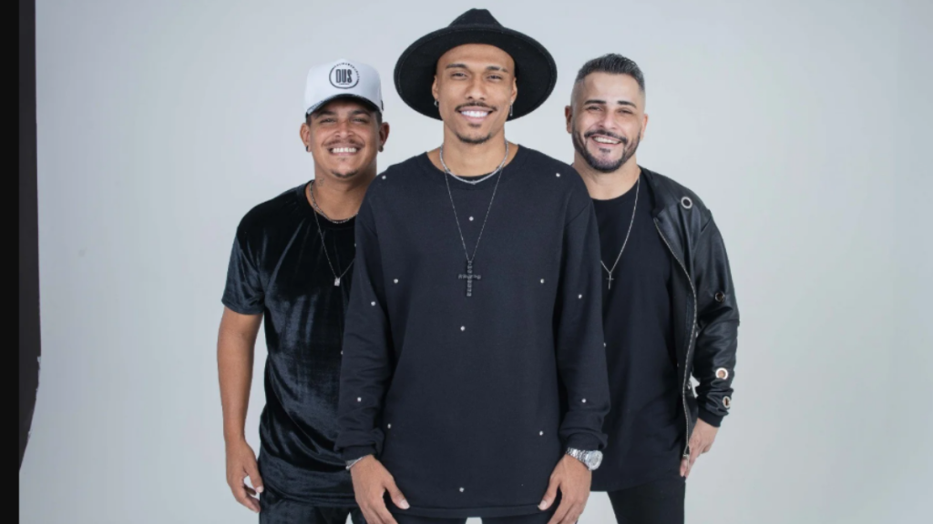 Kamisa 10 comemora a entrada de duas faixas do DVD Ao Vivo em Brasília no Top 200 do Spotify Brasil.